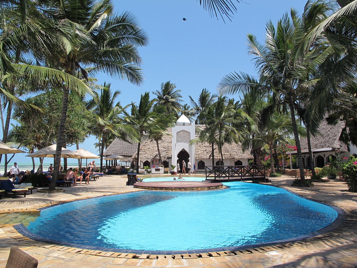 Sultan Sands Island Resort Spa 1